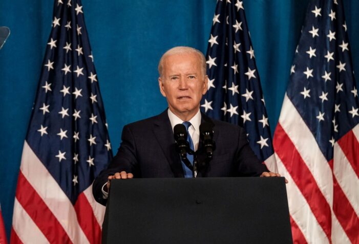 What Biden can and can’t do to get migrants working