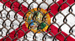La custodia de la Patrulla Fronteriza ya es peligrosa y esta demanda en Florida lo está empeorando